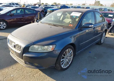 2009 Volvo S40 2.4I z USA, uszkodzony, nr VIN YV1MS390492452559